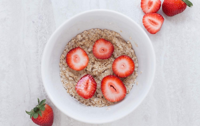 Haferflocken Whey Erdbeeren Frühstück